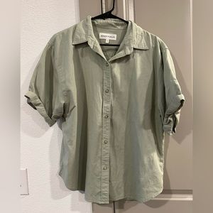 Sage Green Aritzia ‘The Jane Shirt’ Short Sleeve Button Down